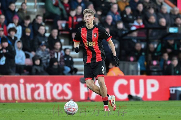 皇马6000万高级货!TA:怀森曾遇严重车祸 皇马6000万高级货!TA:怀森曾遇严重车祸